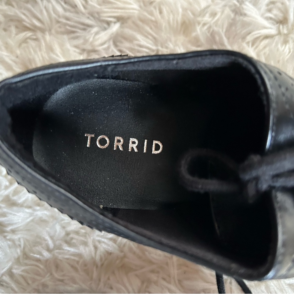 Sold - Picture 3 of 6